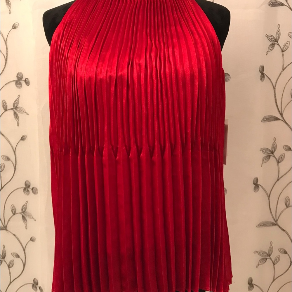 Nine West Red Pleated Mock Neck Blouse Size Medium.